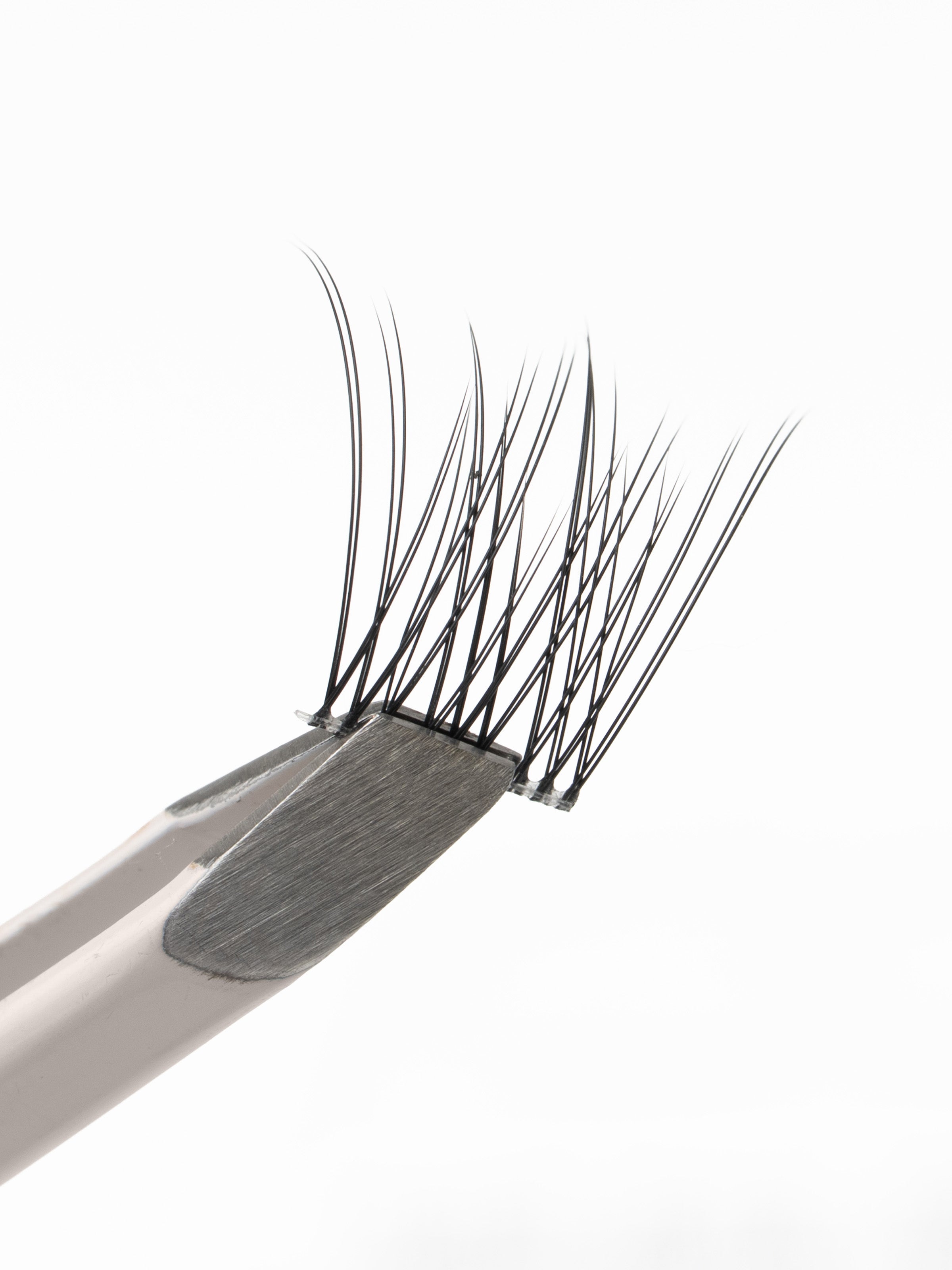 SOSU Cluster Lashes Natural