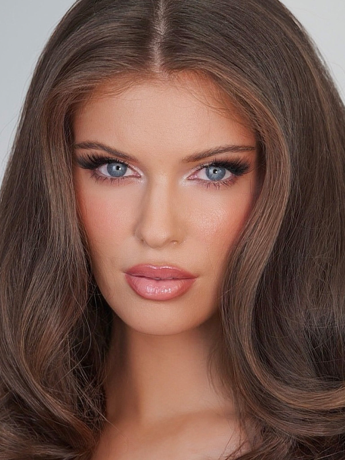 The Natural Bombshell Edit