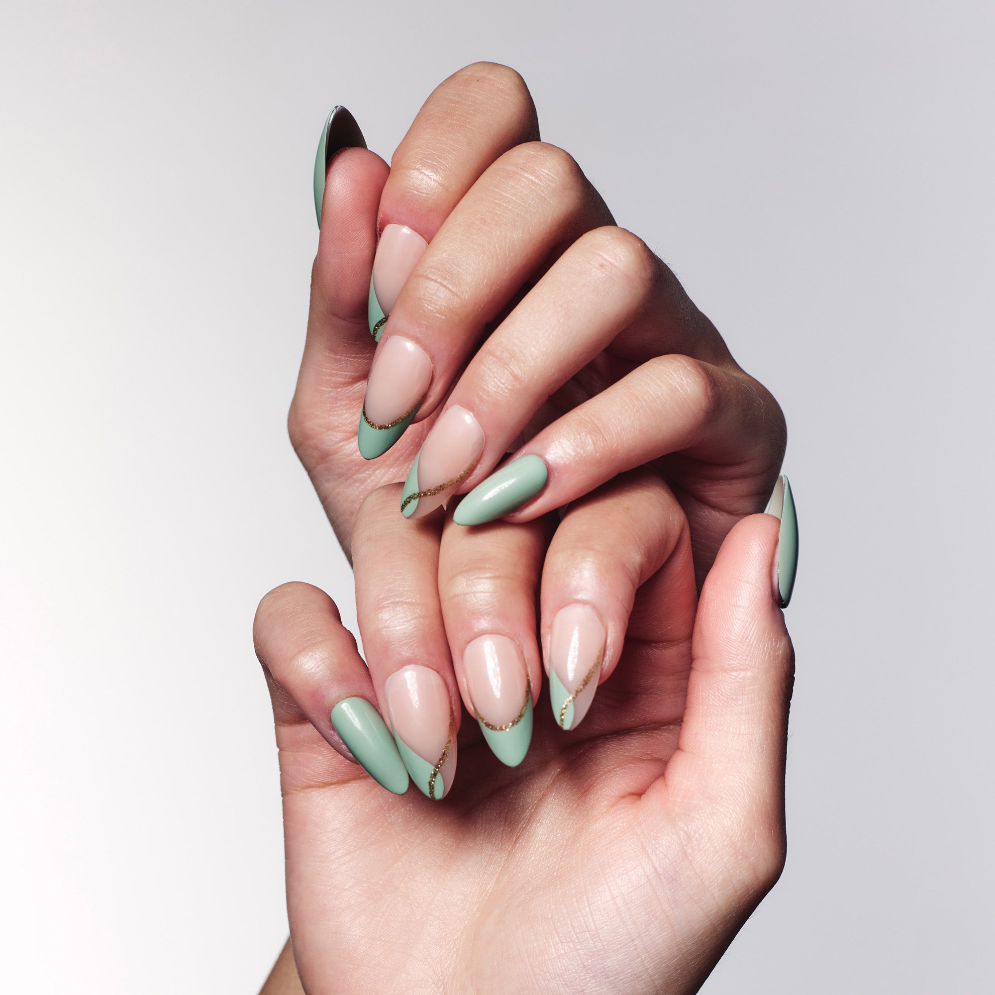 <img src="soft-sage-faux-nails.jpg" alt="Soft Sage Faux Nails - Matte Pastel Green Press-On Nails by SoSu Cosmetics">