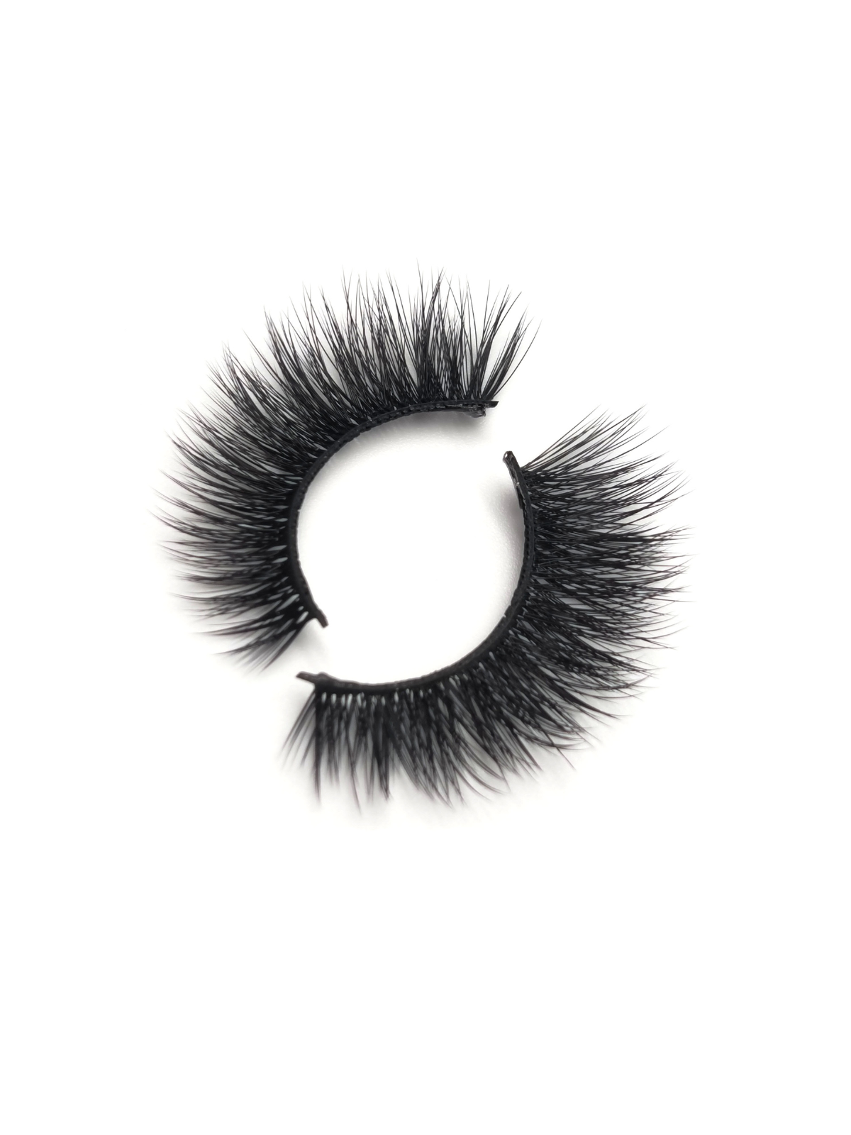 Holly Deluxe Lashes