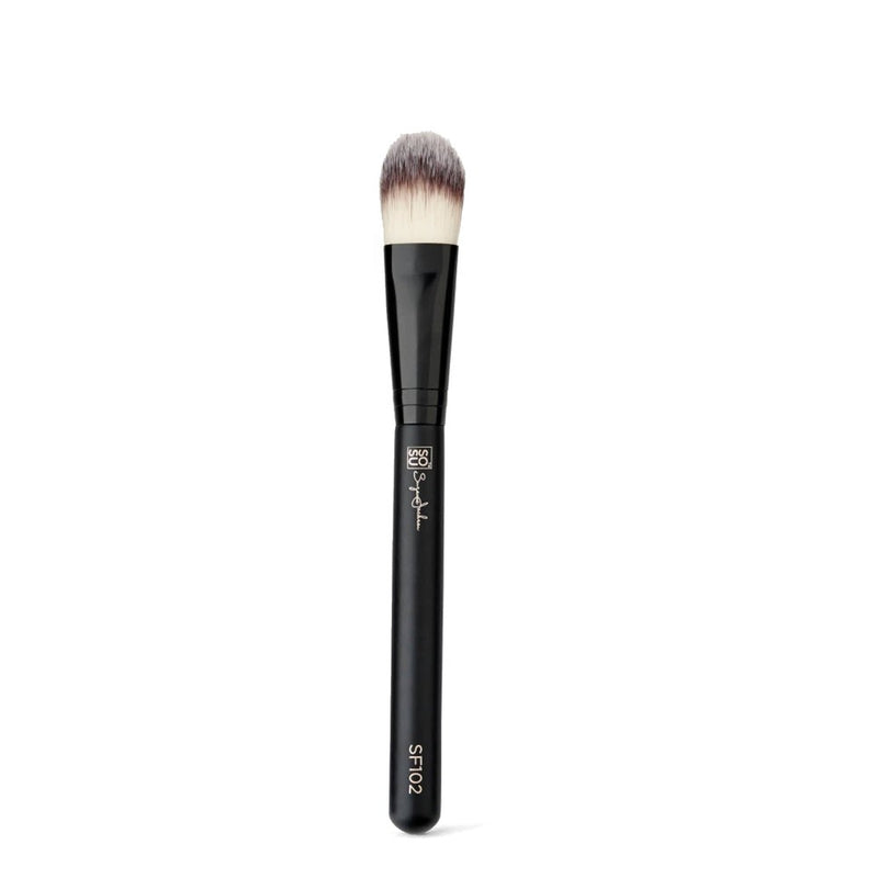 SOSU's SF102 Flat Foundation Brush, perfect for applying and building your desired foundation coverage with cream and liquid products for a flawless finish